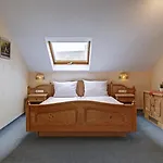 Landgasthof Falken Huttlingen
