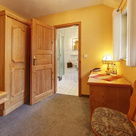 Landgasthof Falken Alojamento de Acomodação e Pequeno-almoço Huttlingen