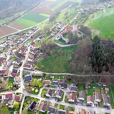 Landgasthof Falken 2* Huttlingen