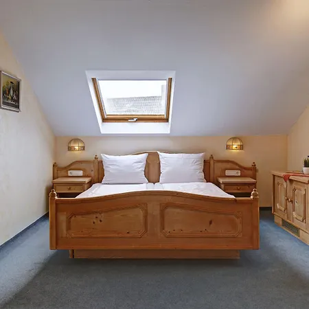 Bed & Breakfast Landgasthof Falken